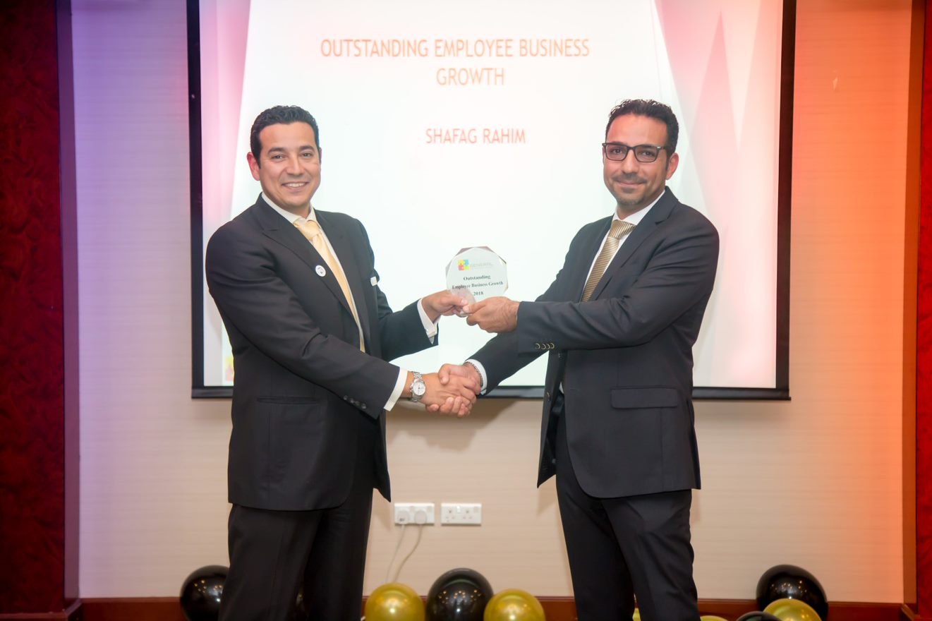 1606714422-company-year-party-12