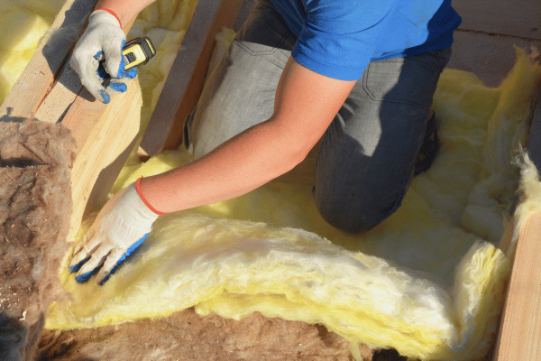 Choosing Between Fireproof and Fire-Resistant Insulation
